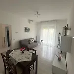 Flori\'S Home
